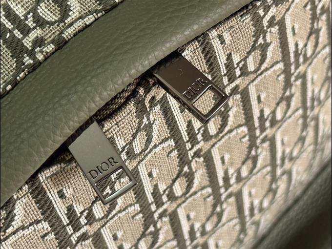 2025228Y420P203439683