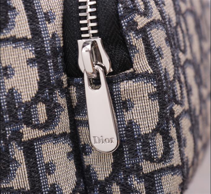 2025228Y450P203353911