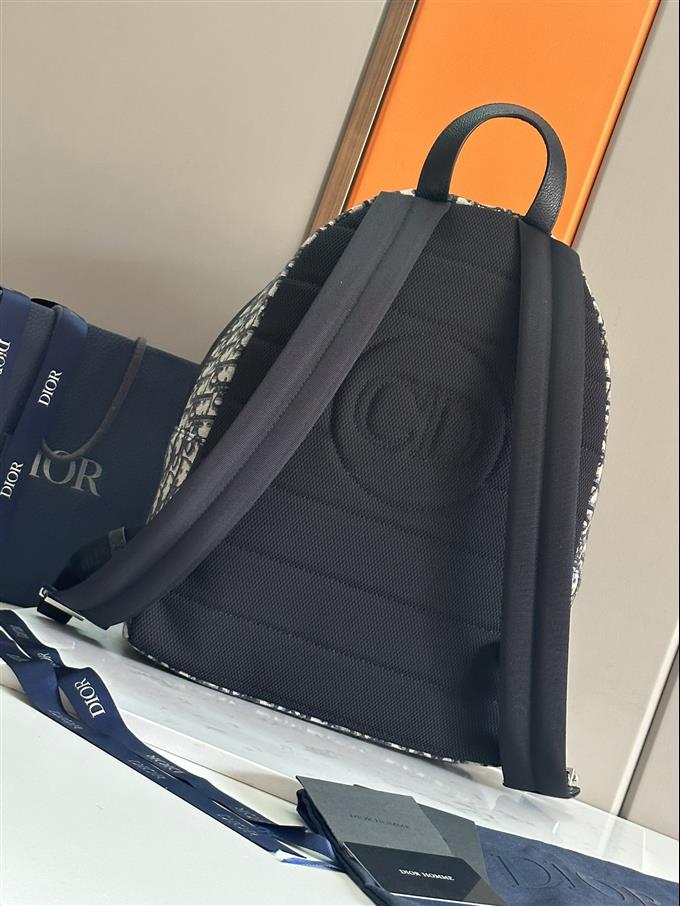 2025228Y500P203440759