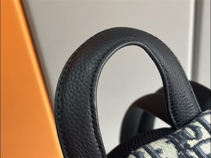 2025228Y500P203440977