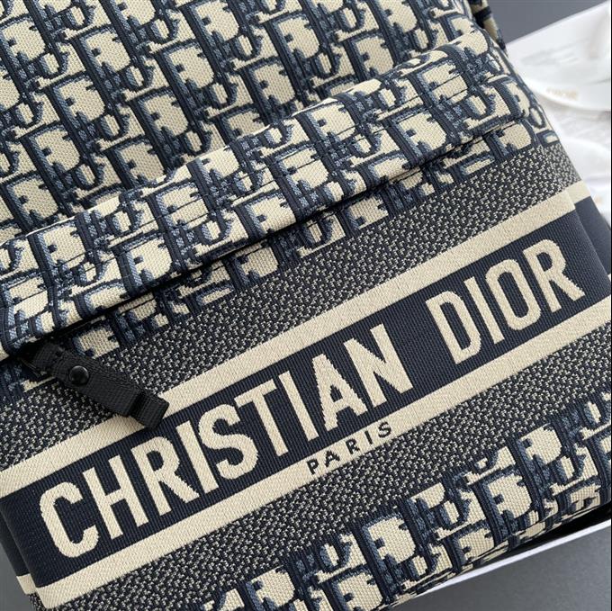 2025228Y550P203354365