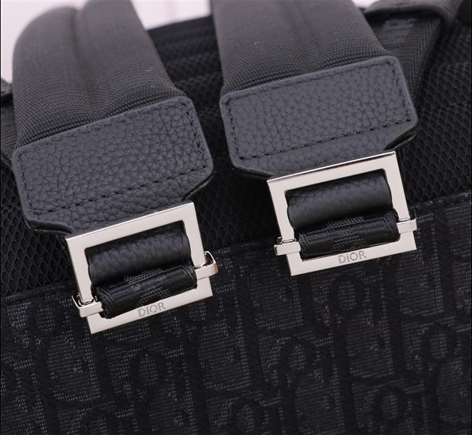 2025228Y550P20335498