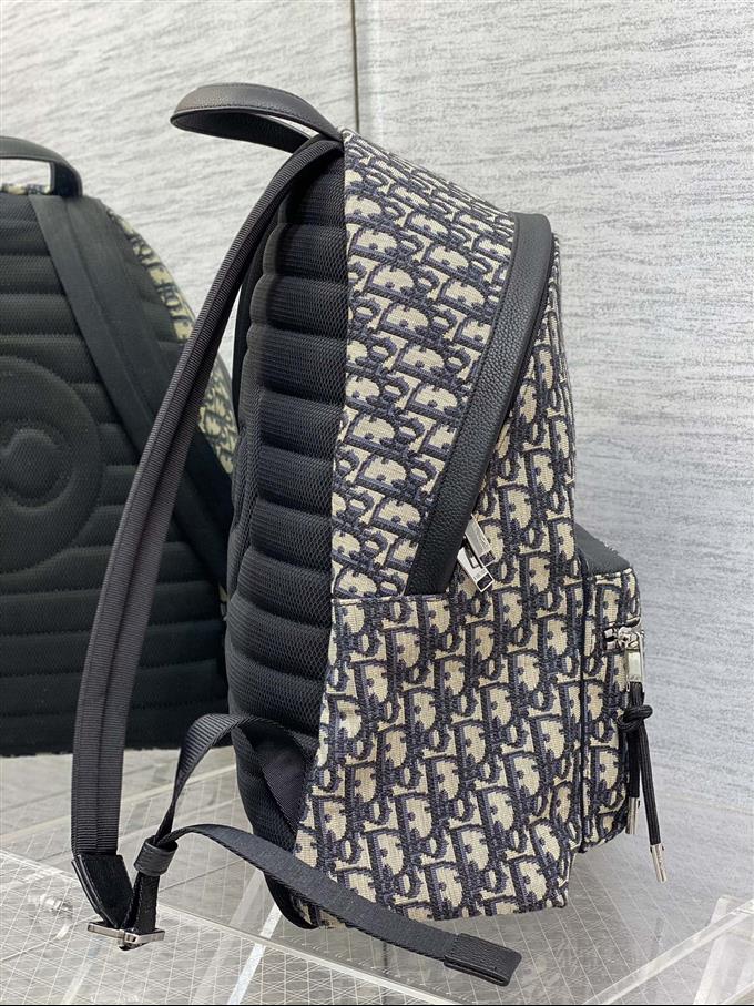 2025228Y550P203431574