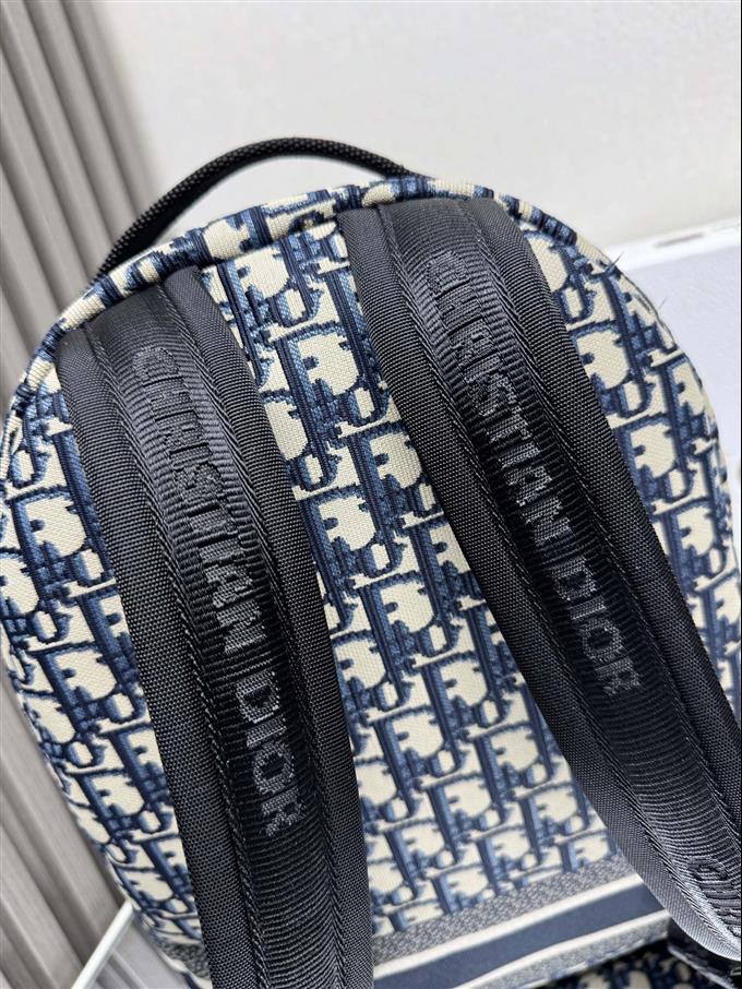 2025228Y600P203432871