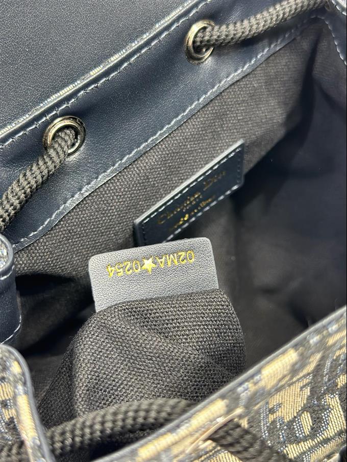 2025228Y700P203355119