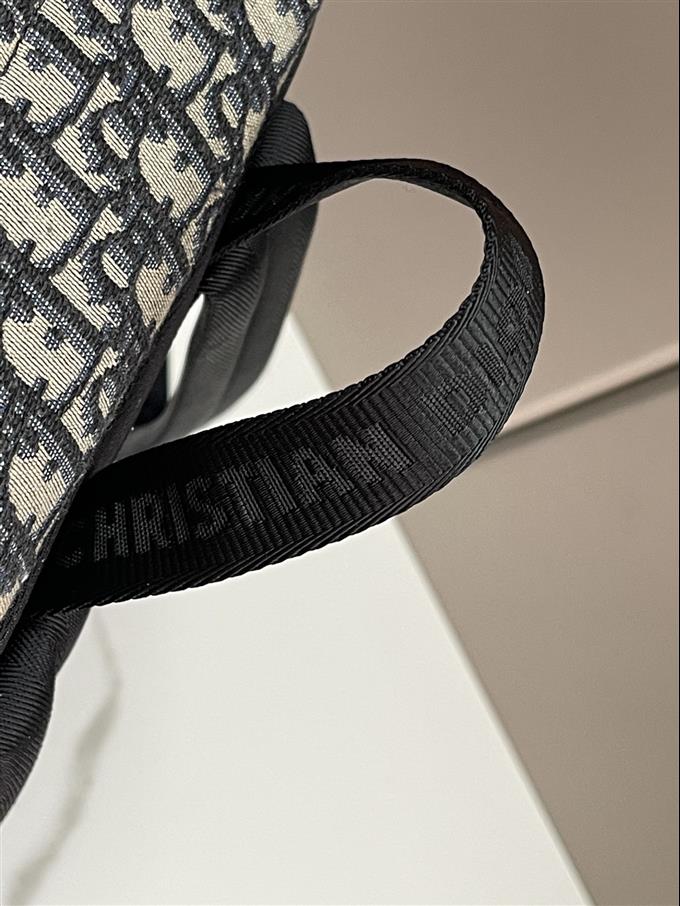 2025228Y700P203442672