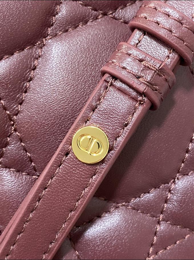 2025228Y800P203352581