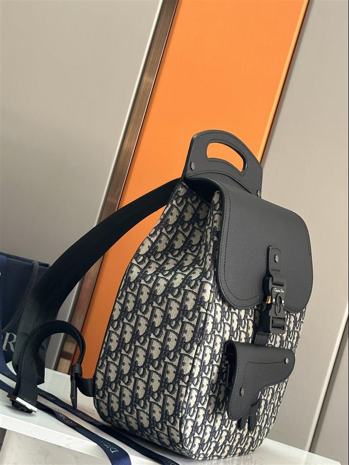 2025228Y900P203443716