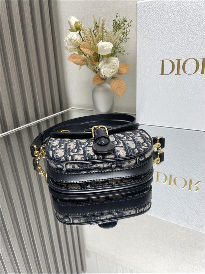 2025228Y580P21012145