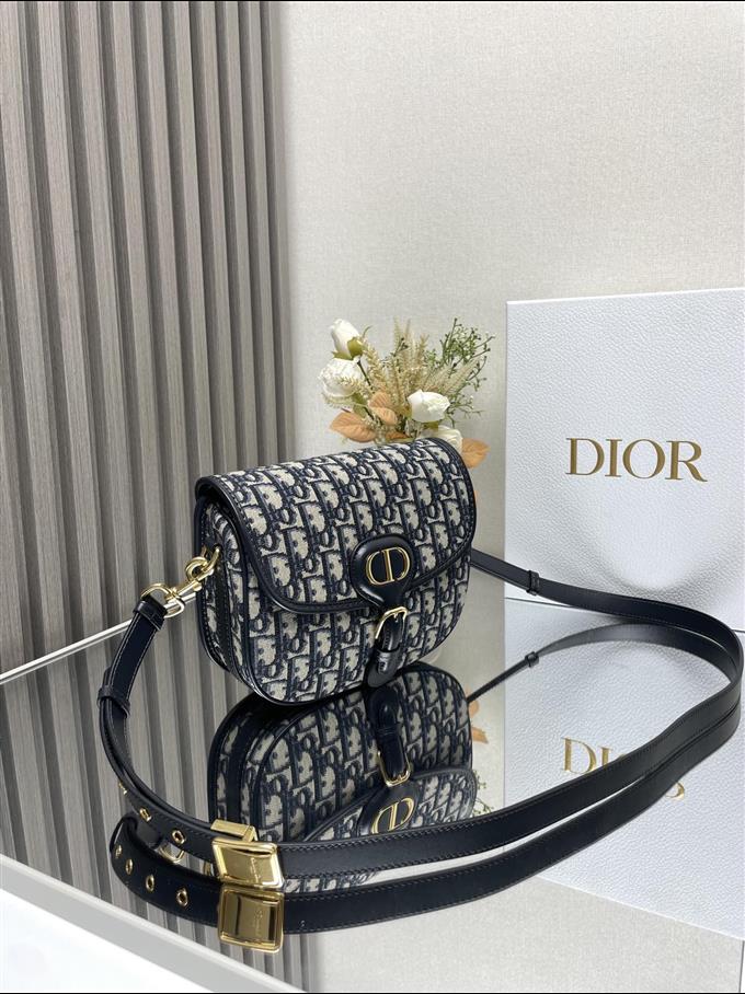 2025228Y600P21013481