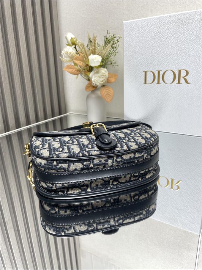 2025228Y600P21013561