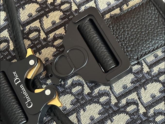 2025228Y600P21027259