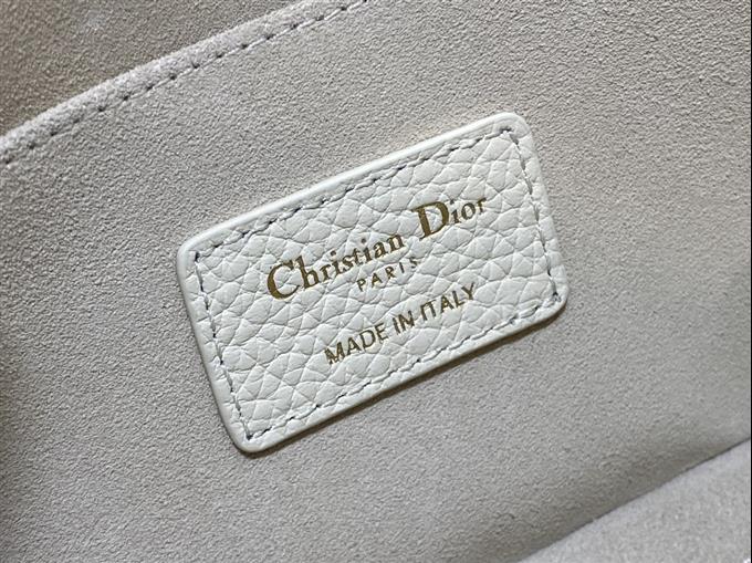 2025228Y650P21016270