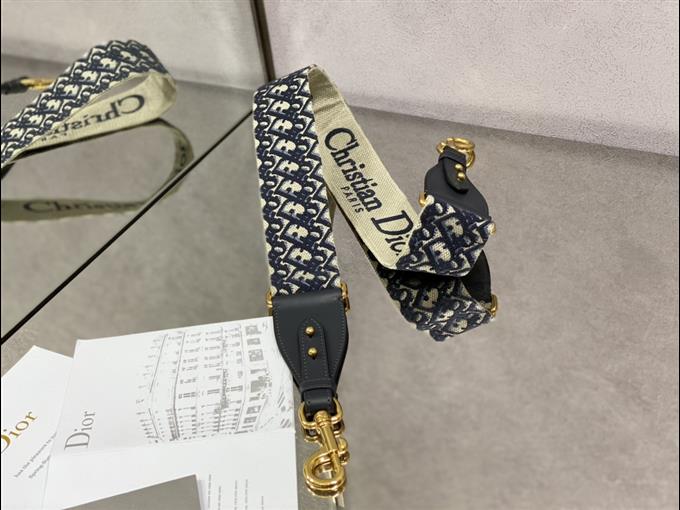 2025228Y680P21017683