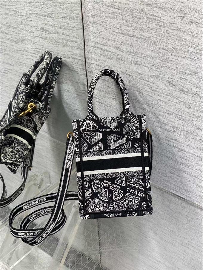 2025228Y380P212210903