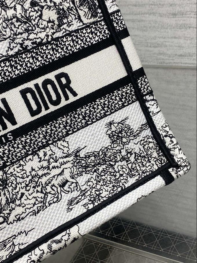 2025228Y450P212149552