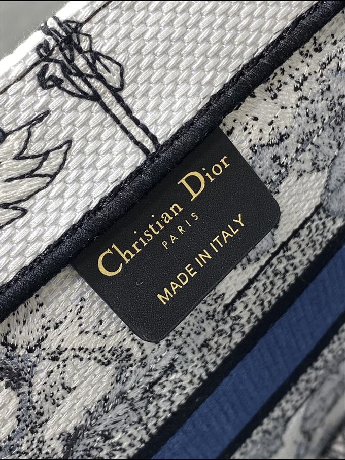 2025228Y450P212150232