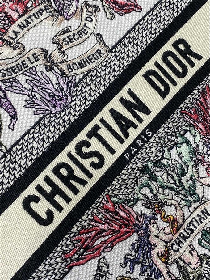 2025228Y450P212150404