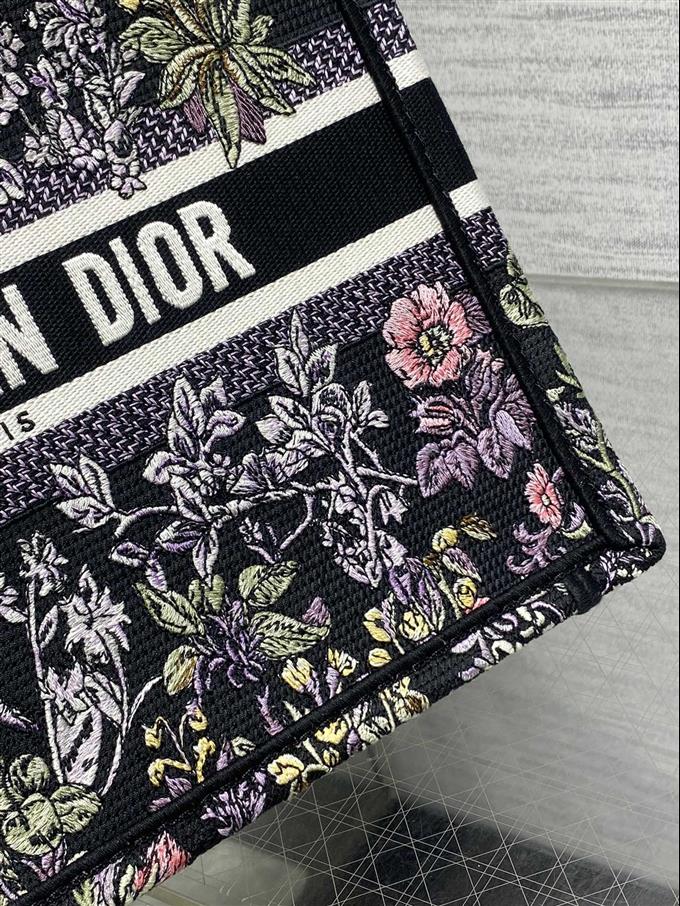 2025228Y450P212150562