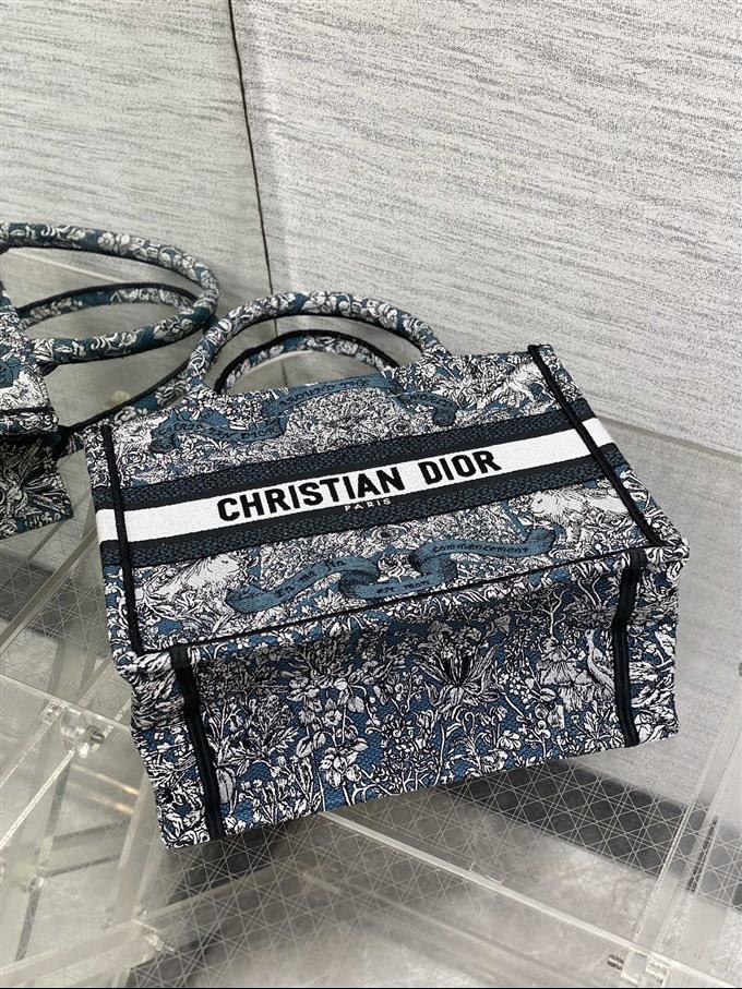 2025228Y450P212151196