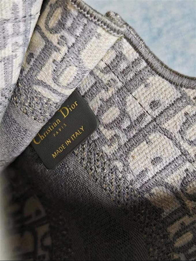 2025228Y480P203748639