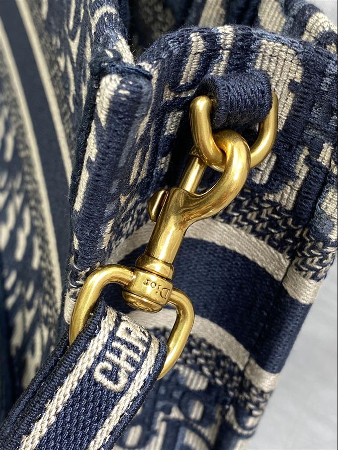 2025228Y480P212135827