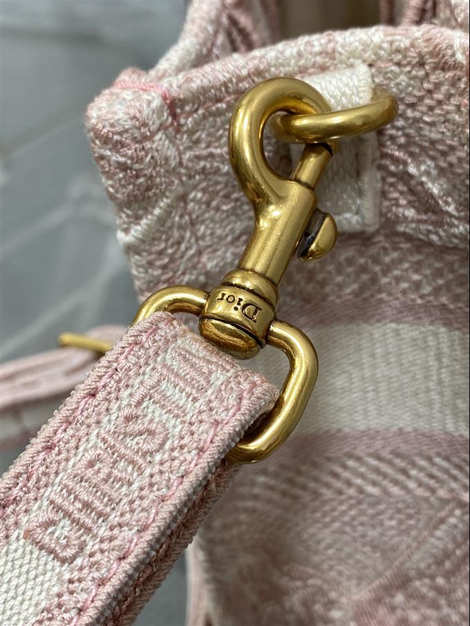 2025228Y480P212211643