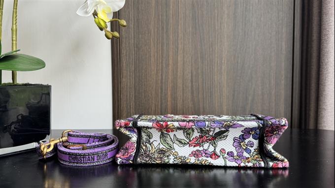 2025228Y480P212212828