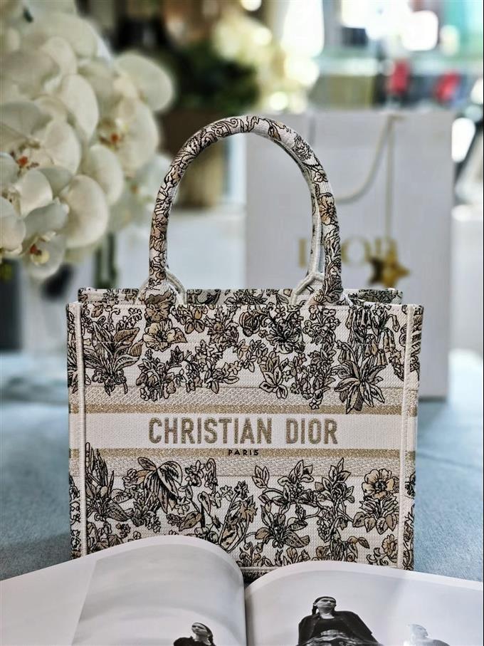 2025228Y500P203831622