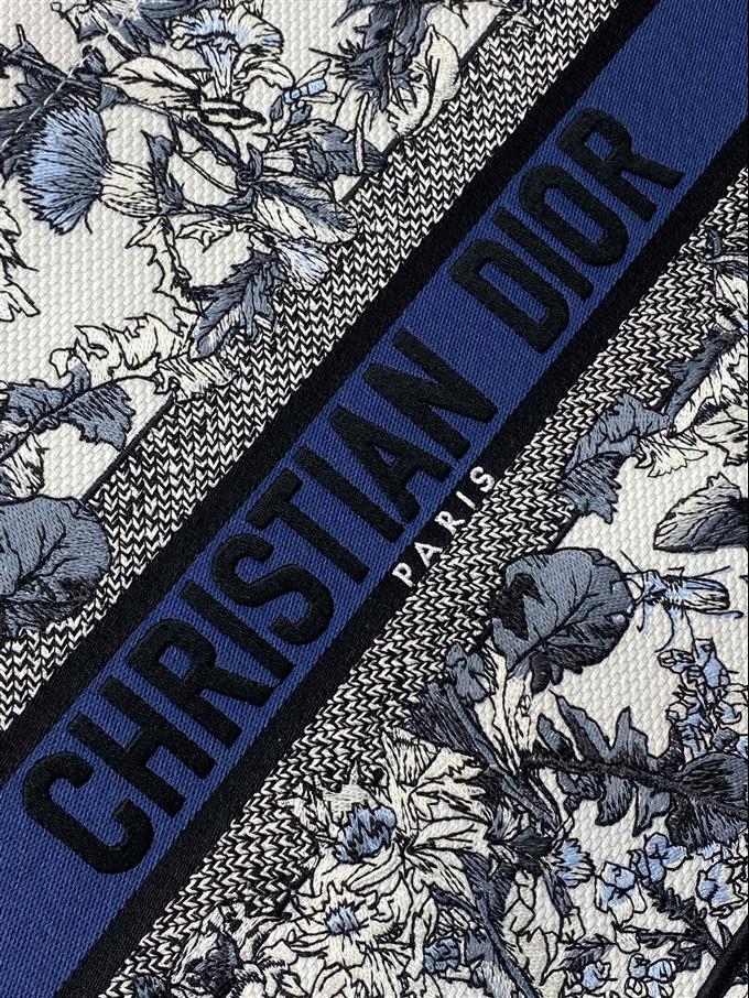 2025228Y500P212152113