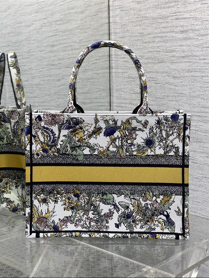 2025228Y500P212152990