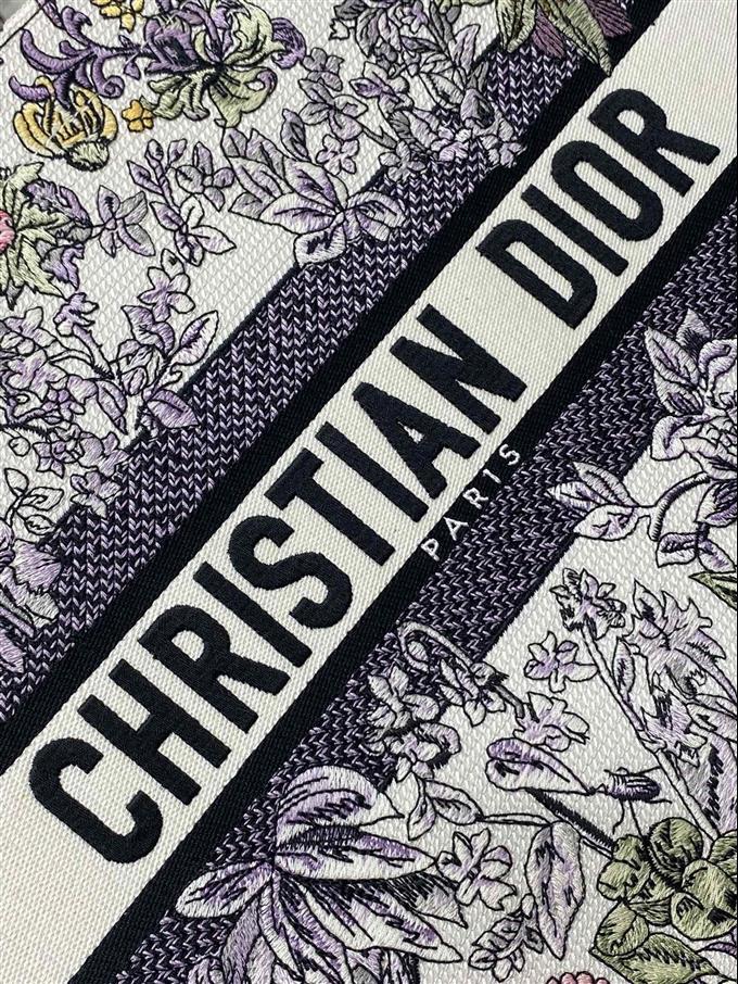 2025228Y500P212153400