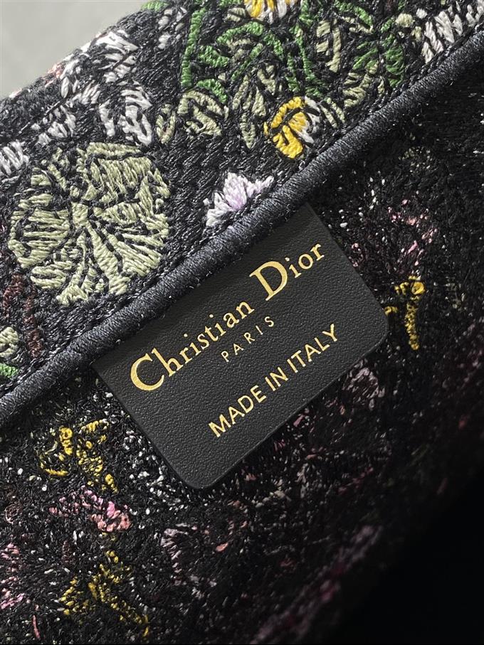 2025228Y500P212154358