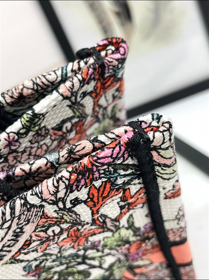 2025228Y550P203750140