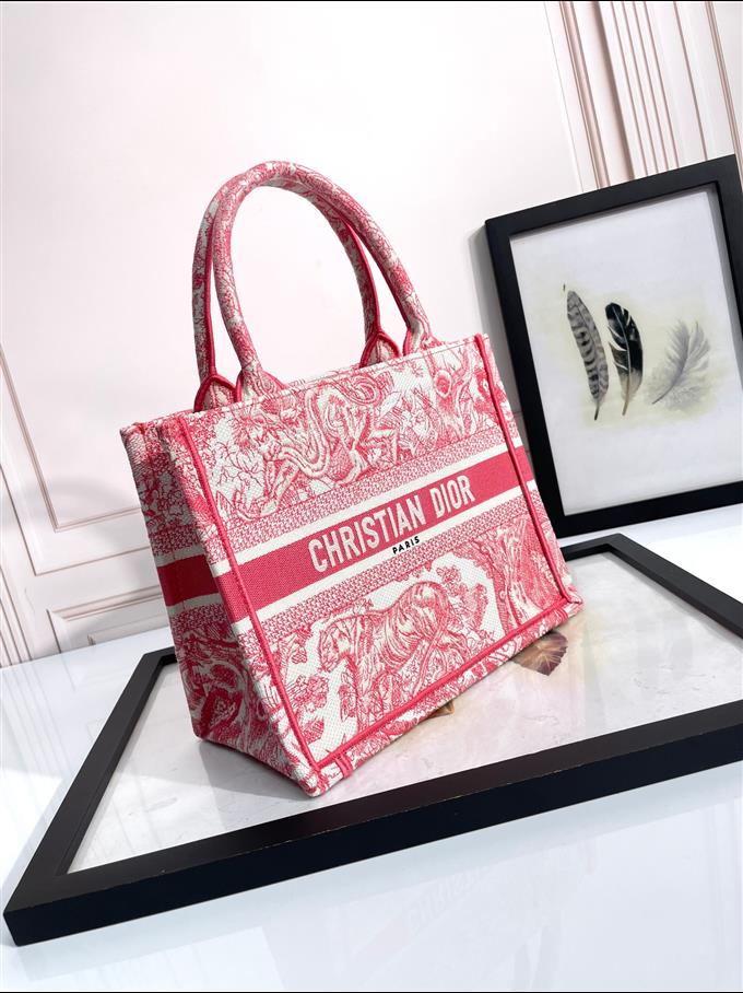 2025228Y550P203750360