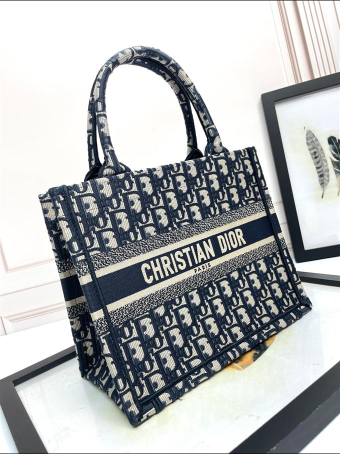 2025228Y550P203750919