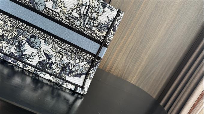 2025228Y550P20382349