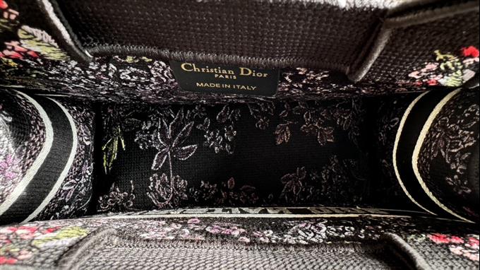 2025228Y550P20382662