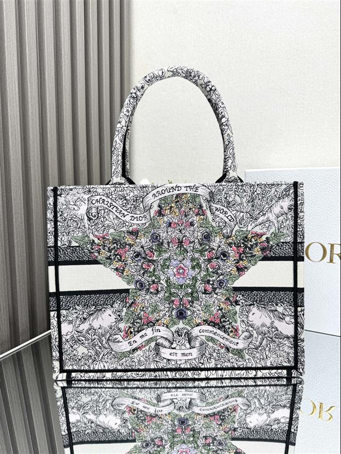 2025228Y550P203833100