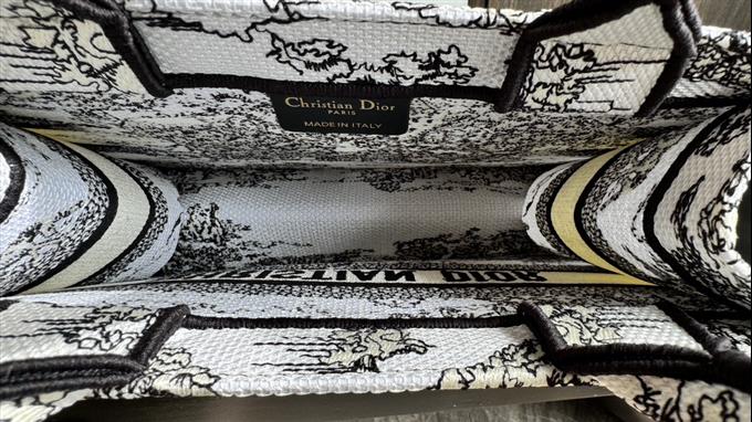 2025228Y550P20383375