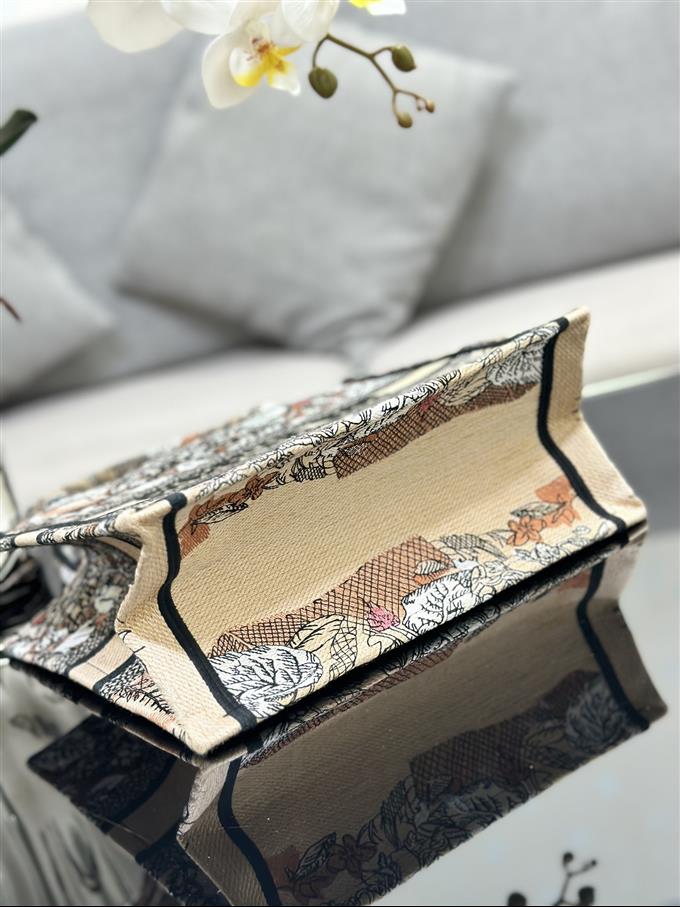 2025228Y550P20387130