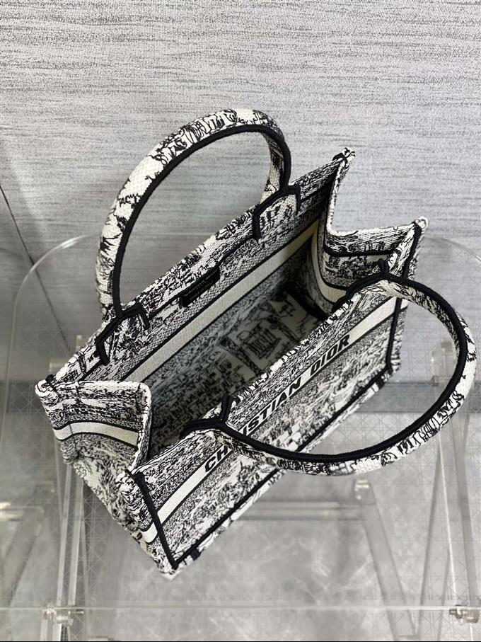 2025228Y550P20387760