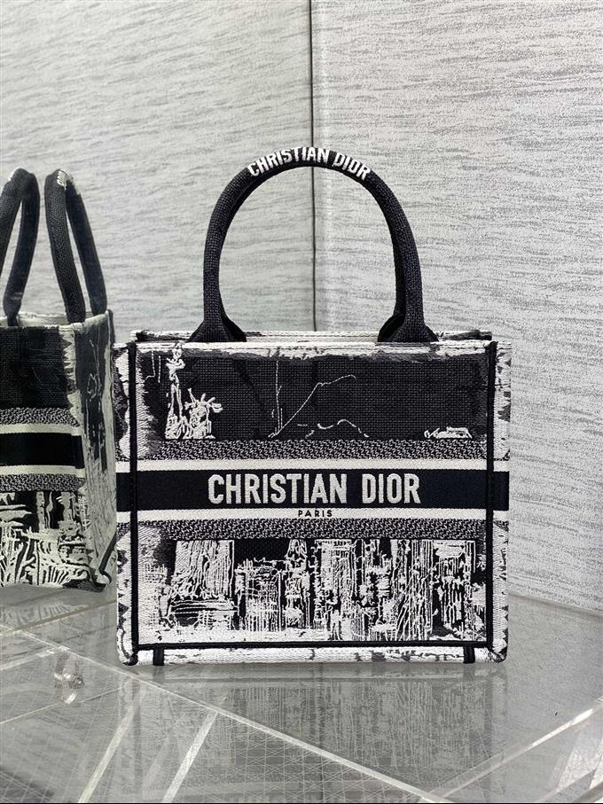 2025228Y550P20387792