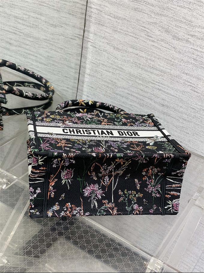 2025228Y550P20388173