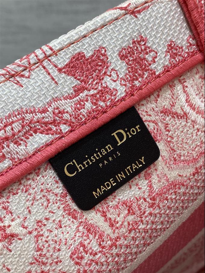 2025228Y550P212137154