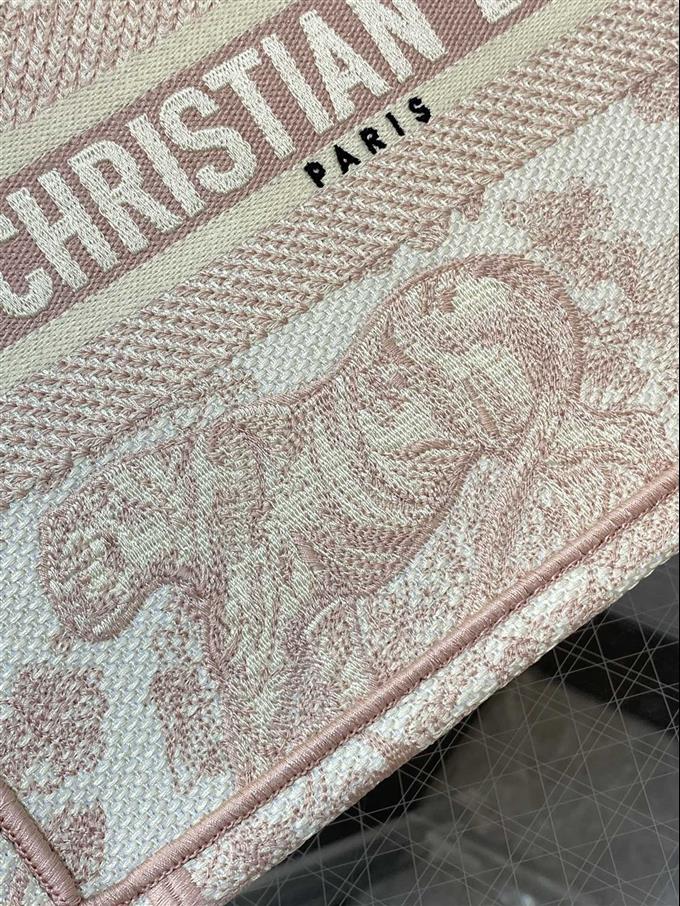 2025228Y550P21213856