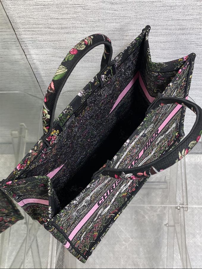 2025228Y550P21215755