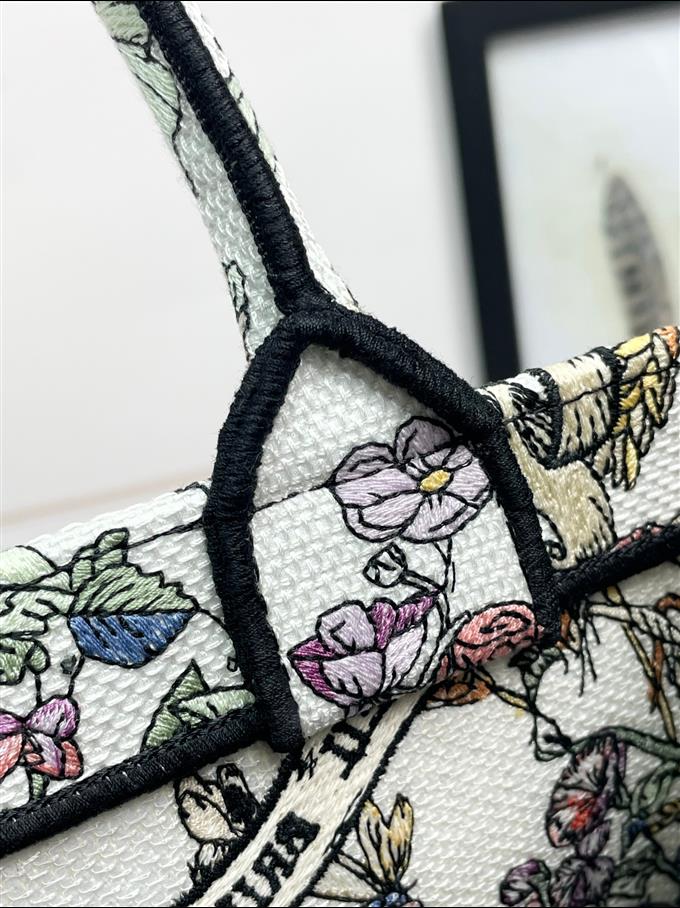 2025228Y580P203752142