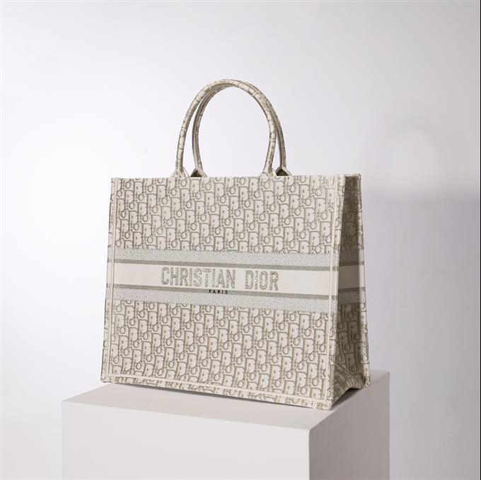 2025228Y580P203754546