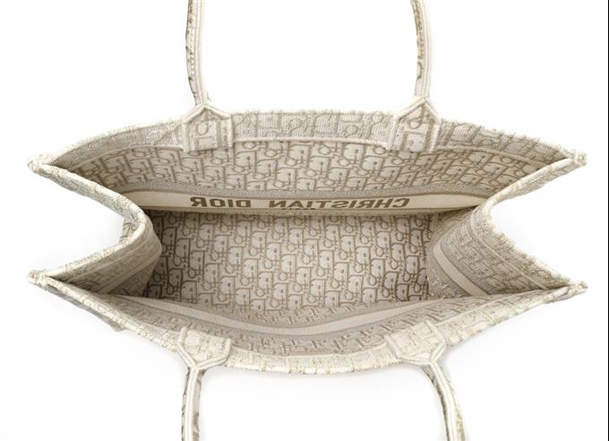 2025228Y580P203754578